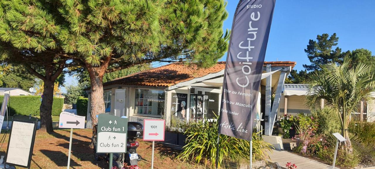 Mobilhome 2Ch Climatise-Terrasse Fermee-4 Velos-Camping 4 Etoiles Les Charmettes Les Mathes Bagian luar foto