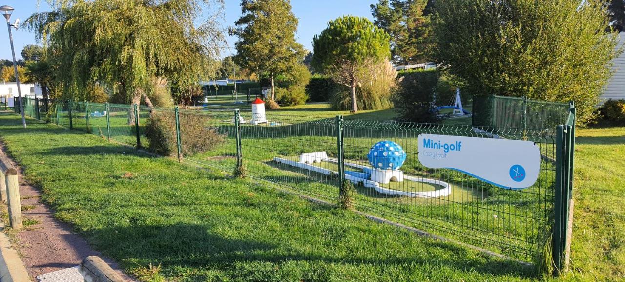 Mobilhome 2Ch Climatise-Terrasse Fermee-4 Velos-Camping 4 Etoiles Les Charmettes Les Mathes Bagian luar foto