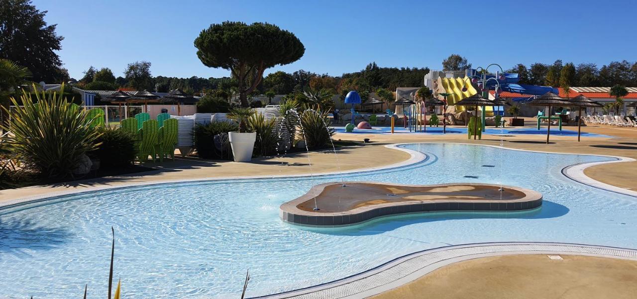 Mobilhome 2Ch Climatise-Terrasse Fermee-4 Velos-Camping 4 Etoiles Les Charmettes Les Mathes Bagian luar foto