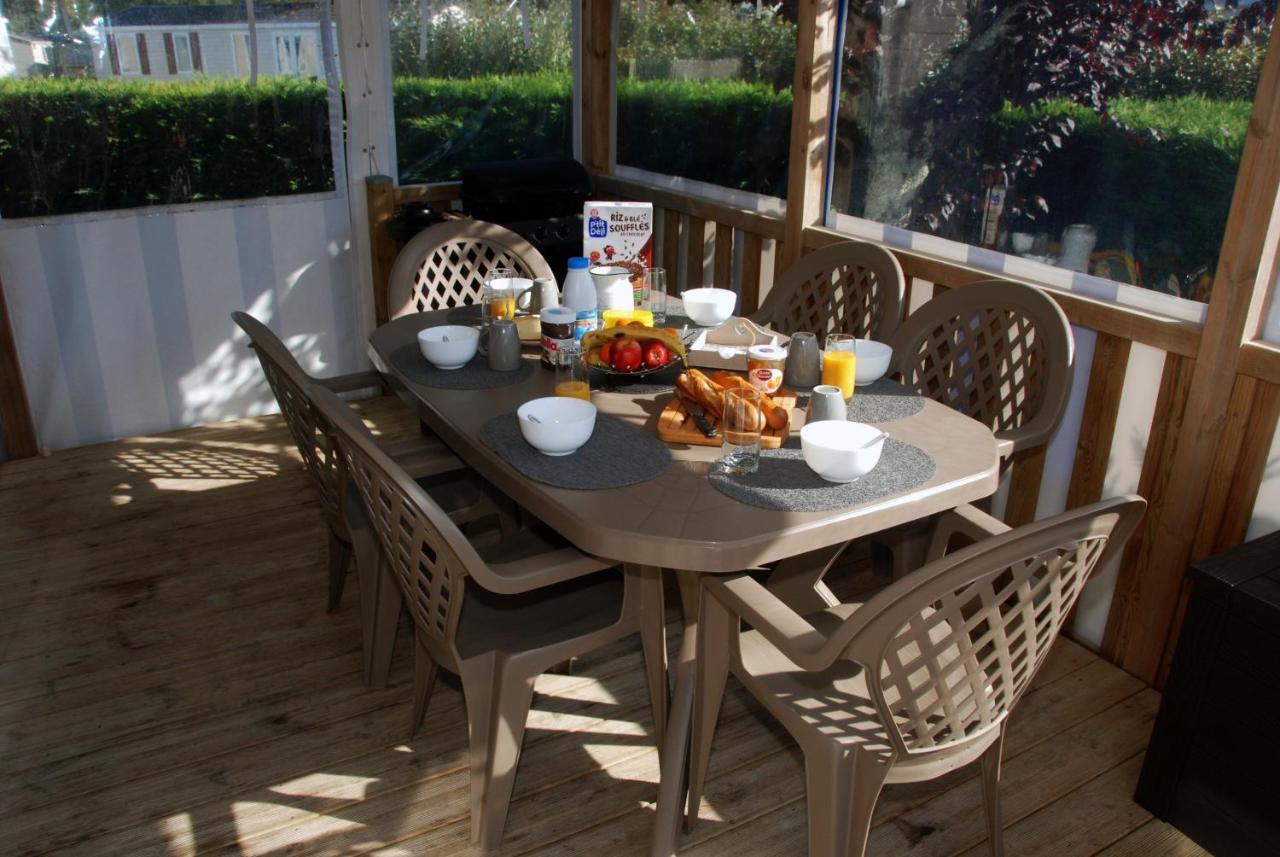 Mobilhome 2Ch Climatise-Terrasse Fermee-4 Velos-Camping 4 Etoiles Les Charmettes Les Mathes Bagian luar foto