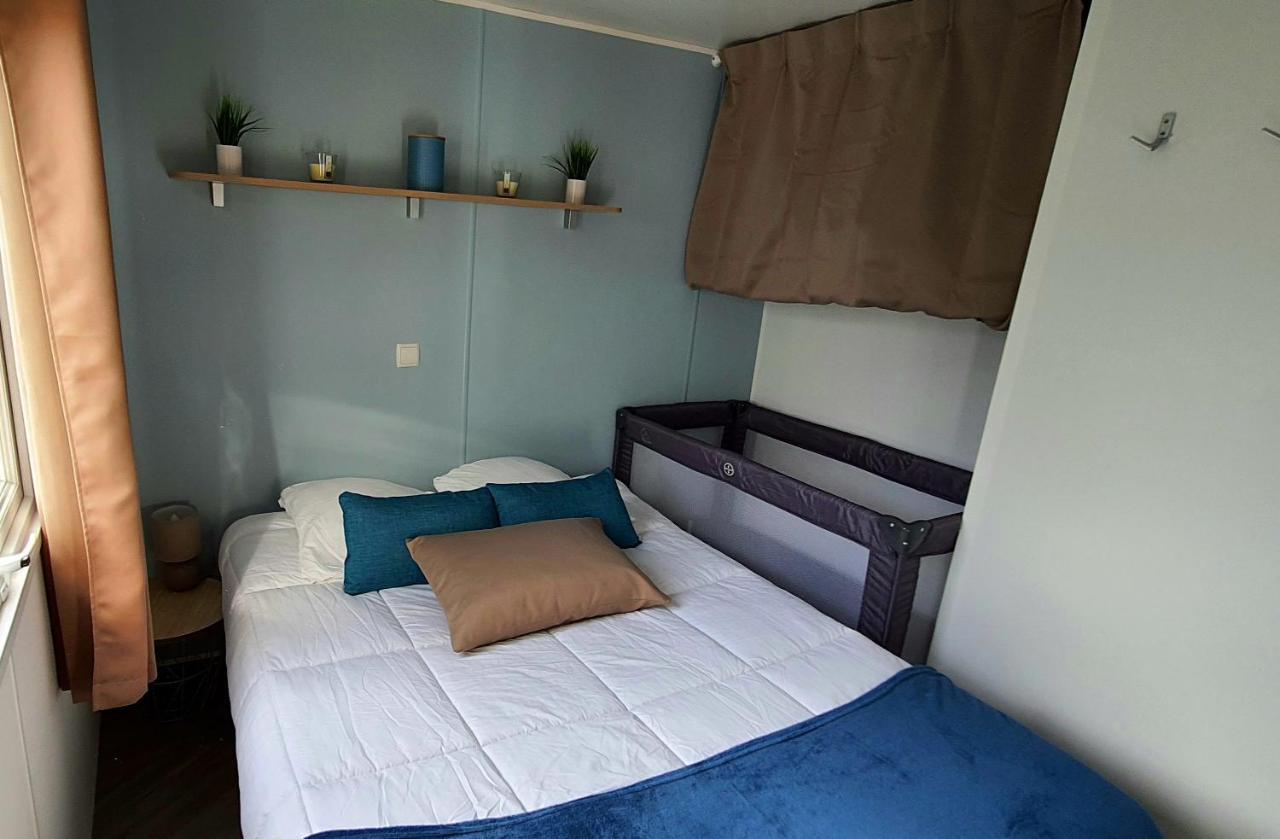 Mobilhome 2Ch Climatise-Terrasse Fermee-4 Velos-Camping 4 Etoiles Les Charmettes Les Mathes Bagian luar foto