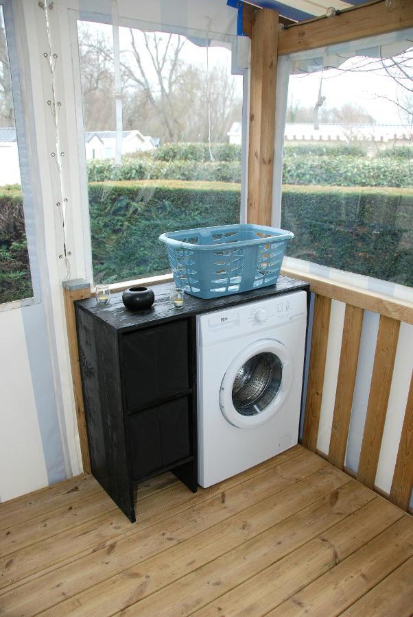 Mobilhome 2Ch Climatise-Terrasse Fermee-4 Velos-Camping 4 Etoiles Les Charmettes Les Mathes Bagian luar foto