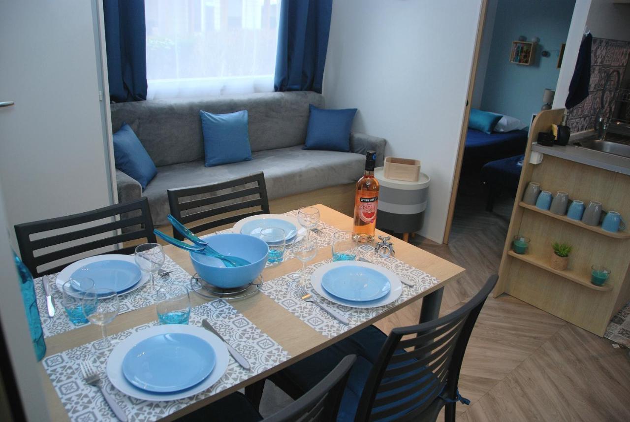 Mobilhome 2Ch Climatise-Terrasse Fermee-4 Velos-Camping 4 Etoiles Les Charmettes Les Mathes Bagian luar foto